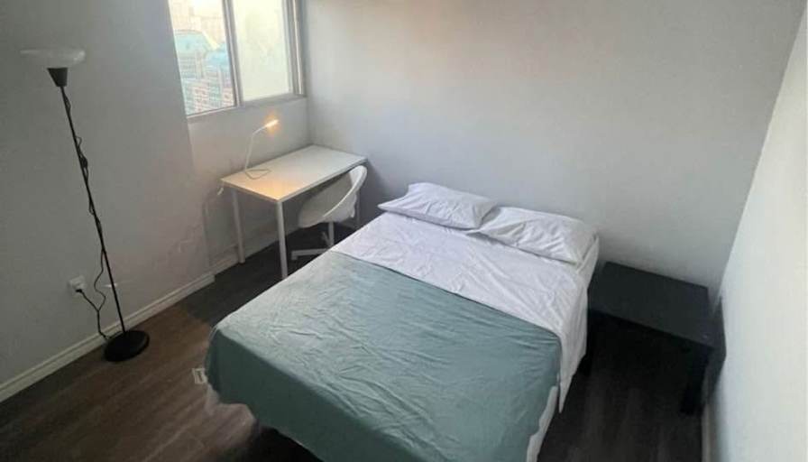 Feyza Elif Demir's room