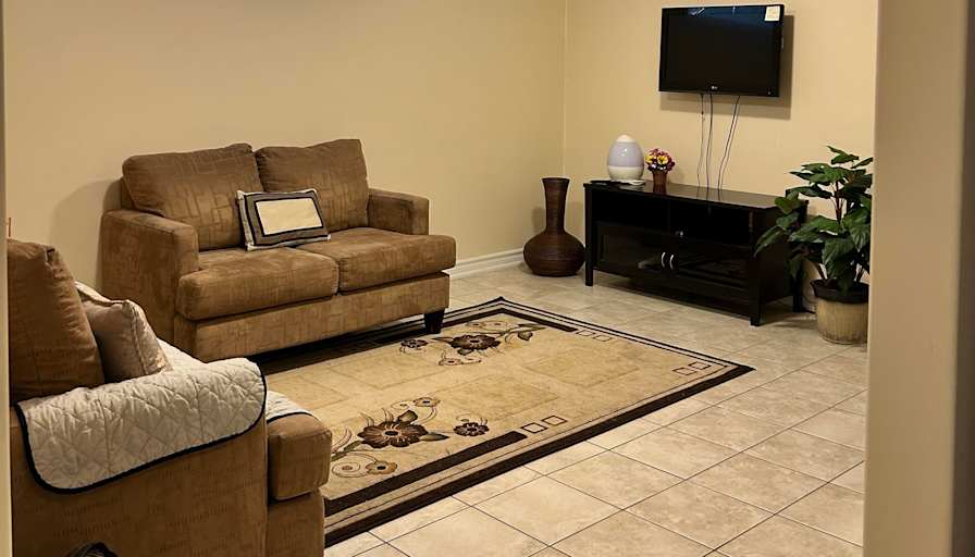 Photo of Teji C.'s room