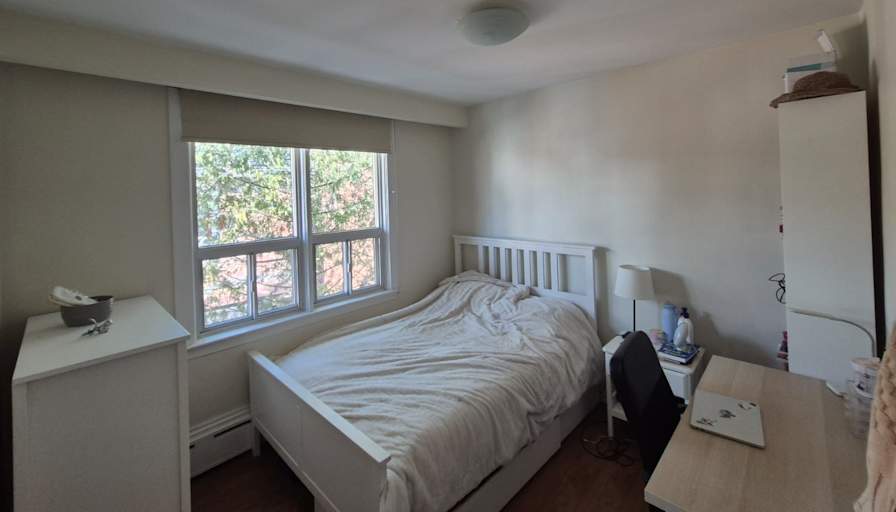 Shivangi Singh's room