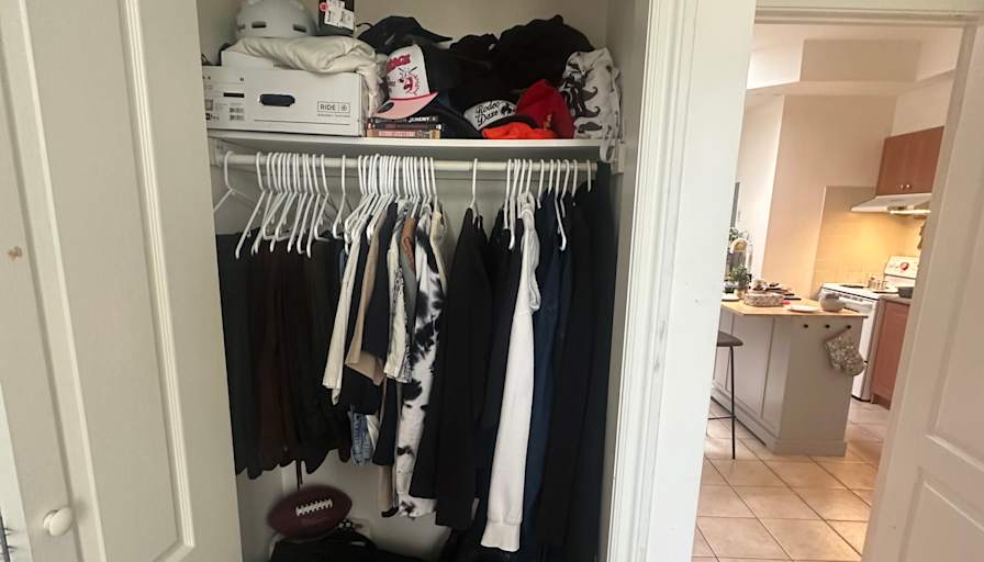 Santiago Cara's room