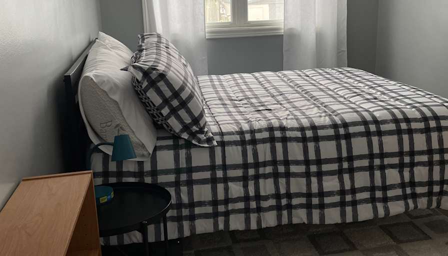 Furnished Private Room's room