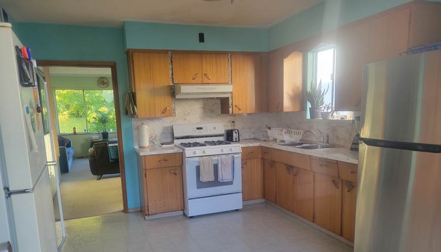 Megan h Moore's room