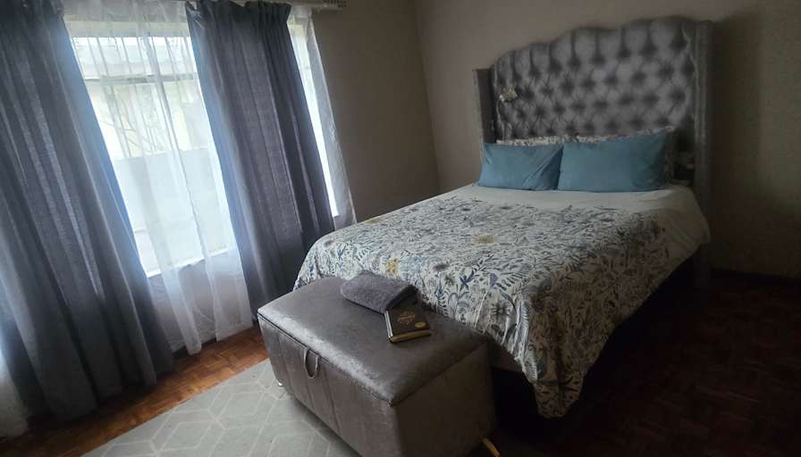 Photo of Mague's room