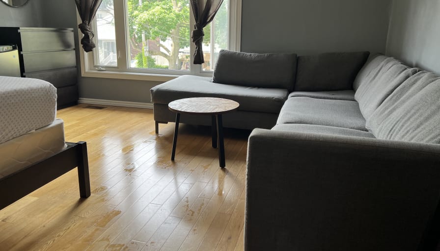 Nick Sarkovski's room