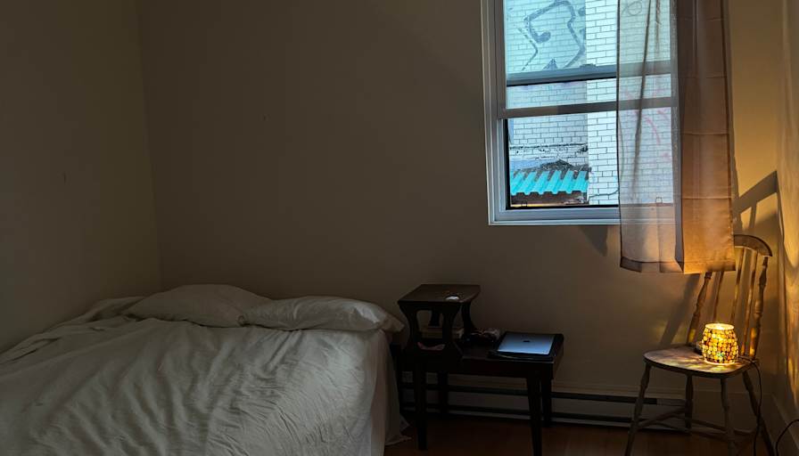 Haileigh Milov's room