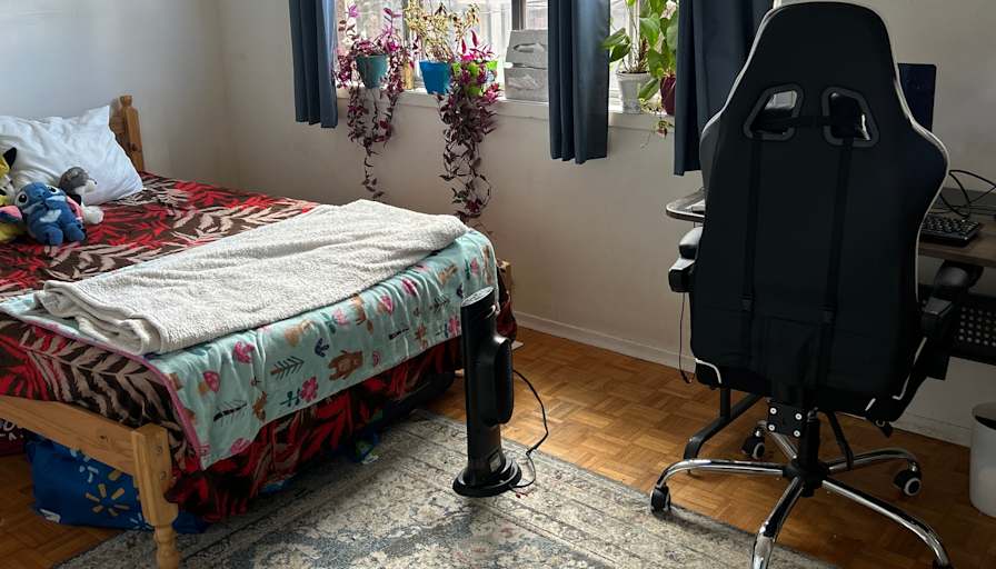 Divya Kanumuri's room