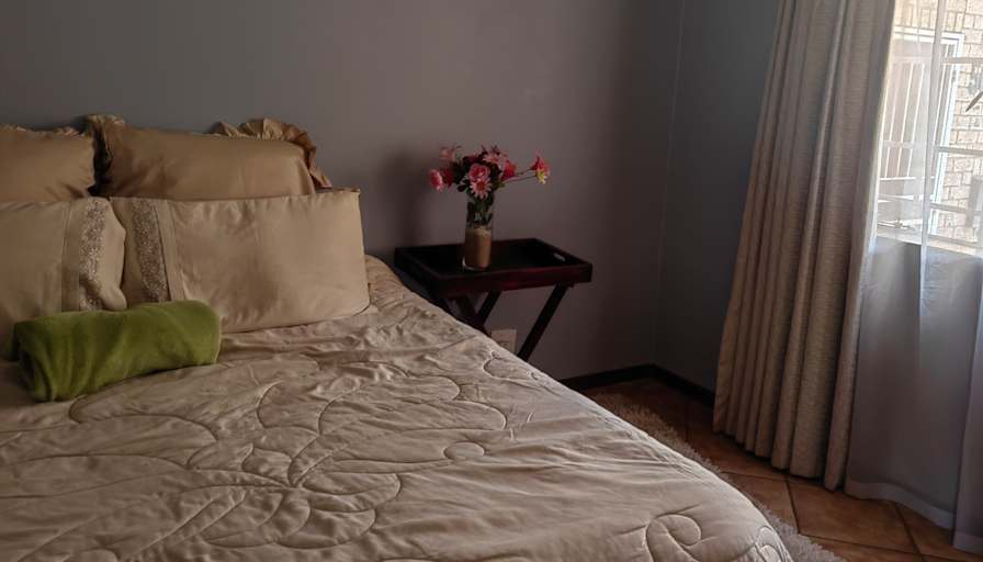 Photo of Nolufefe's room