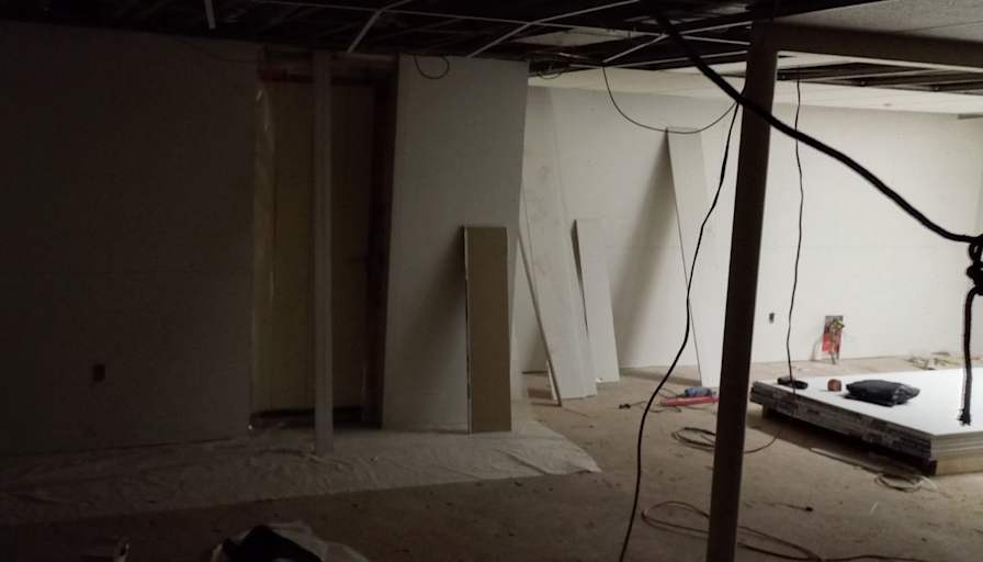 Lori Bongarzone's room