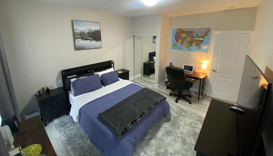 Kingsley (Project Manager)'s room