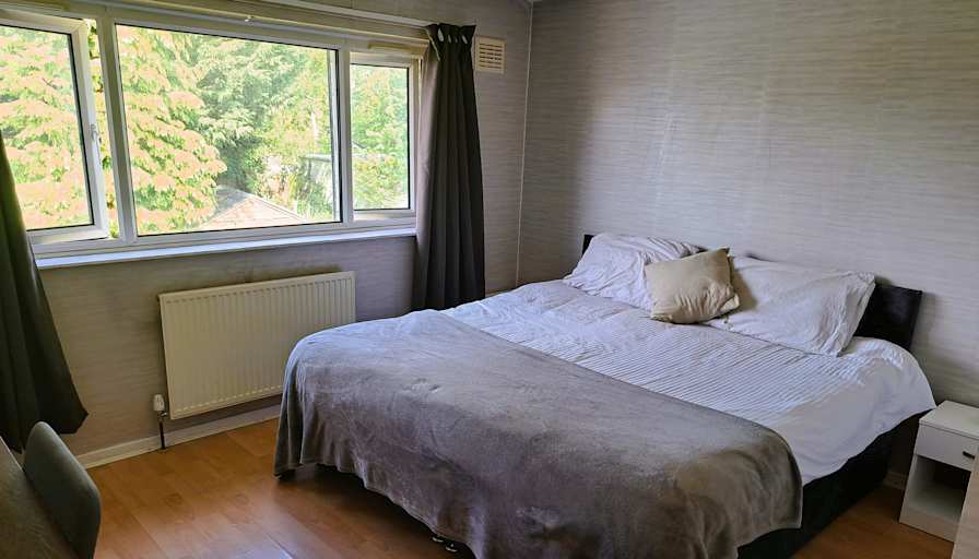 Photo of H's room
