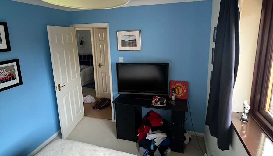 Photo of Richard's room