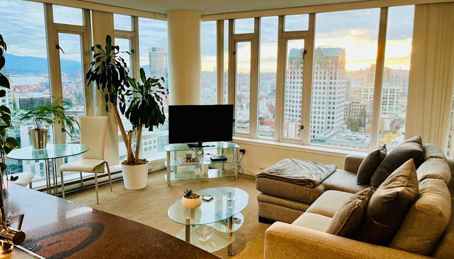 Christal Sarana's room