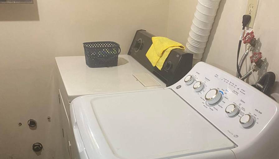 Photo of Hero's room