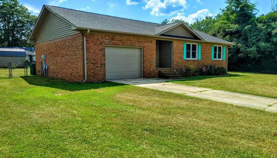 Private room to rent in share house Dalzell, South...