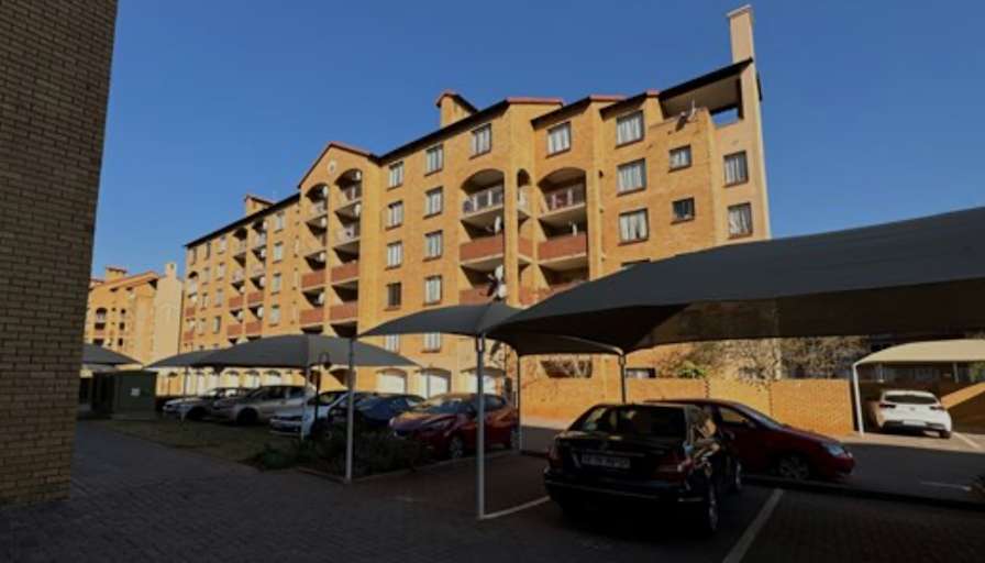 Room share to rent Villa Lucca, Centurion, Gauten... Roomies.co.za