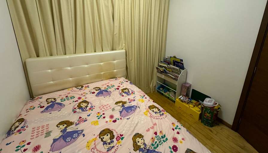 Photo of Carlo's room