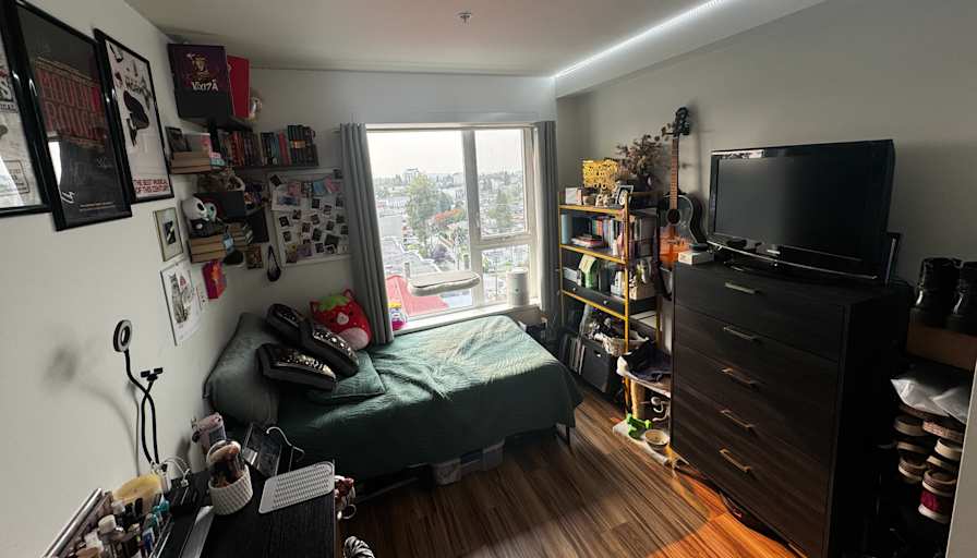 Photo of Alice's room