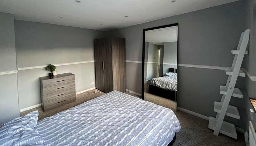 Photo of Antony's room
