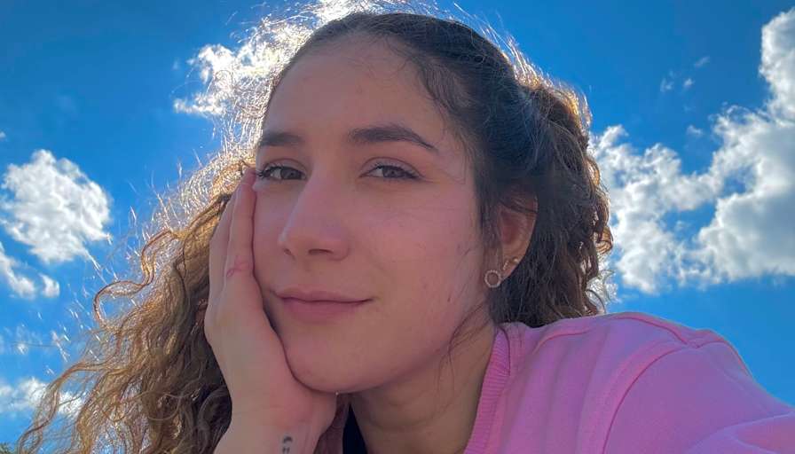 Daniella Gutierrez's room