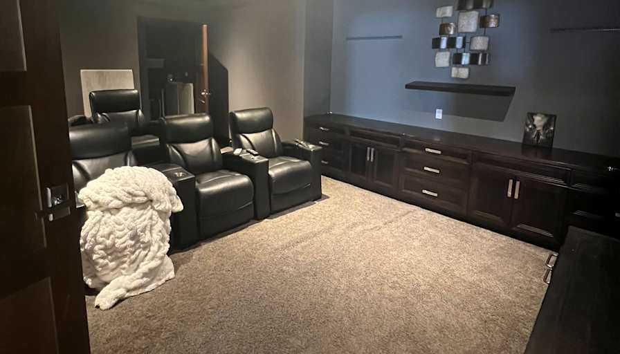 Kelley Chalmers's room