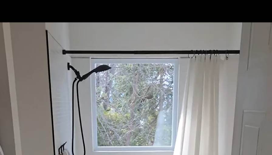 Costel Bedetse's room