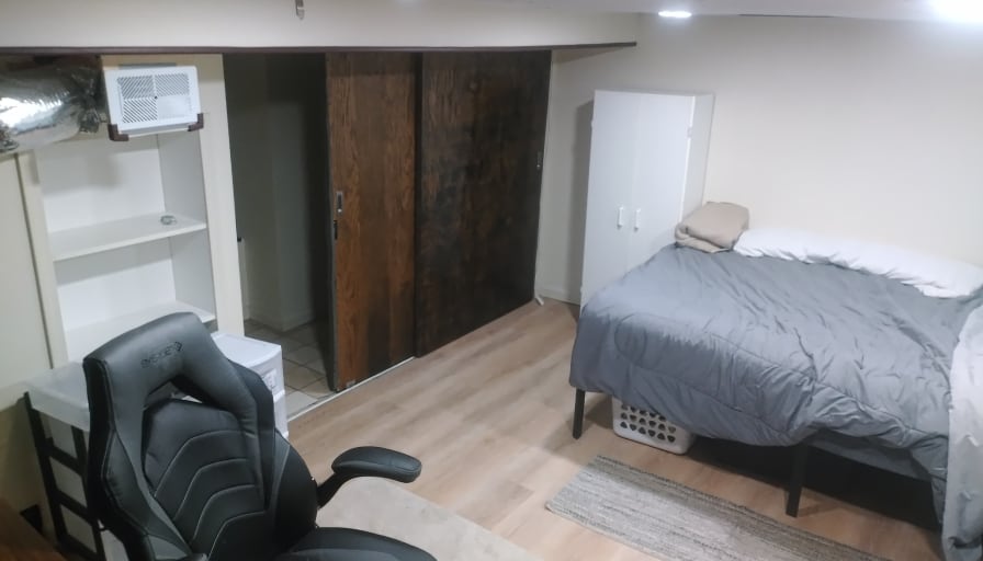 Photo of Mo's room