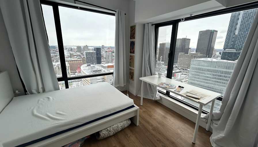 Sarah Ribeiro's room