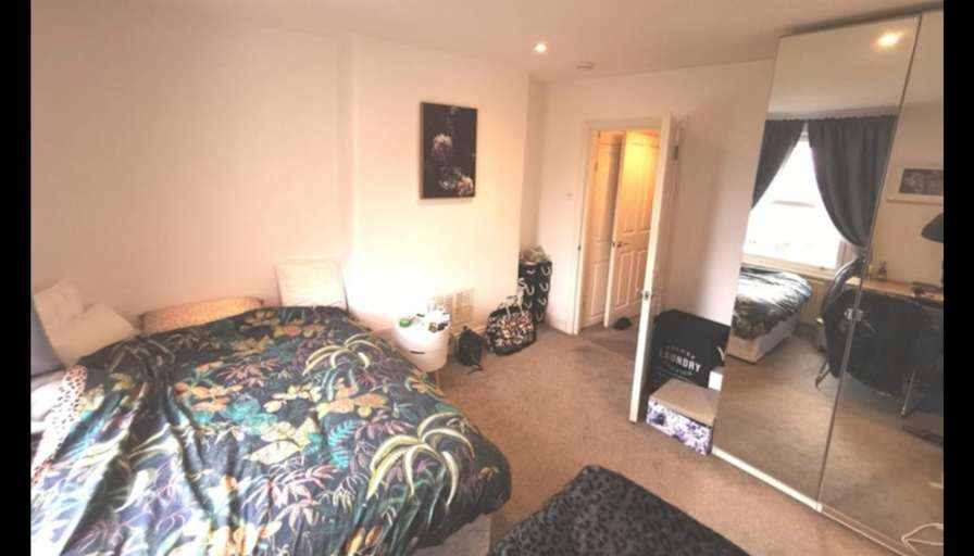 Photo of Peter's room