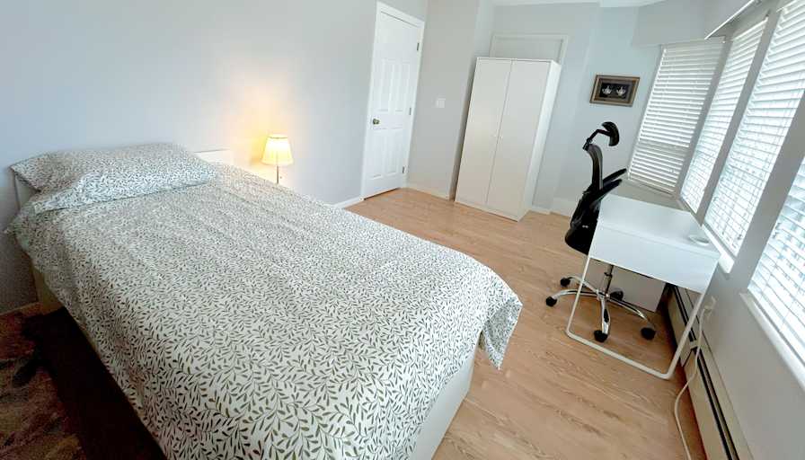 Photo of Shirin's room