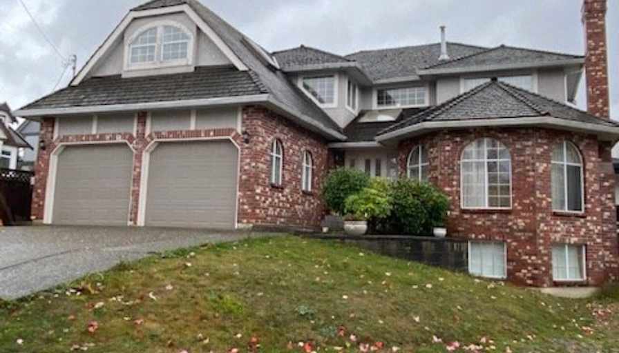 William  Lowe's room