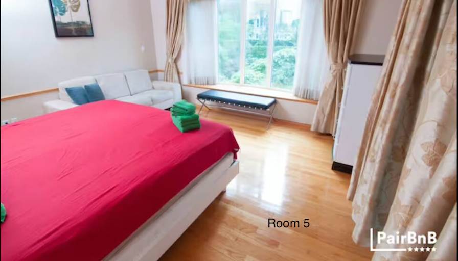 Photo of matthew denham's room