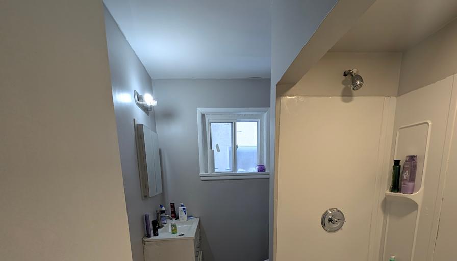 SANIA LALWANI's room