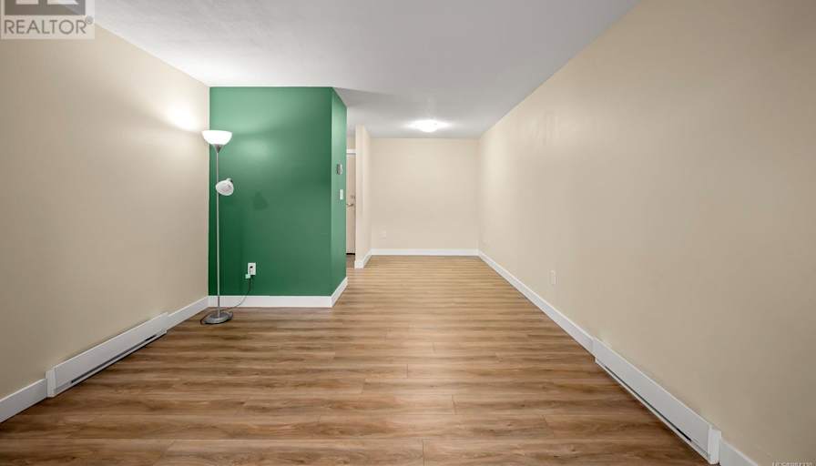 Photo of DAMON's room