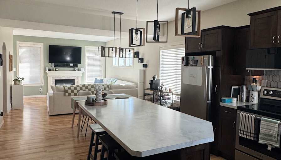 Photo of Taylor Kusk's room