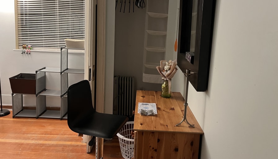Photo of Linda's room