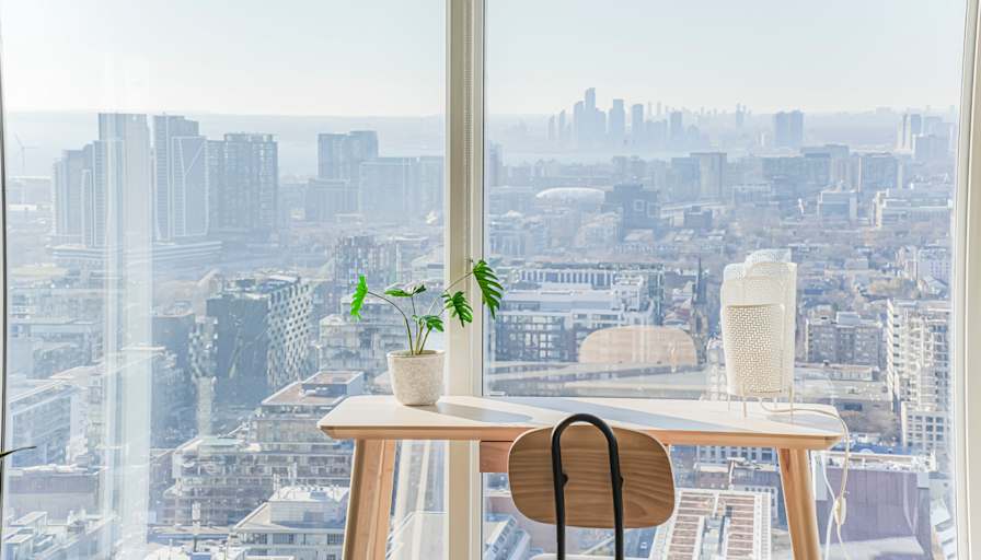 Private room to rent in share house Peter Street, Do... Roomies.ca