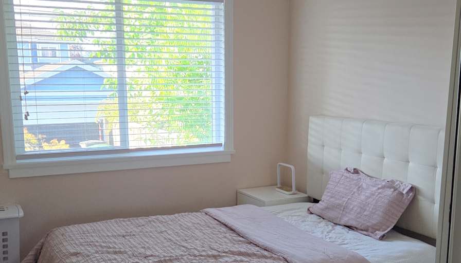 Mario Alberto's room