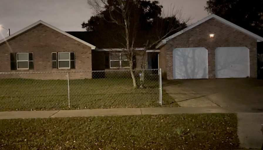 Room share to rent Pine Hills, Florida 32808 Quie...