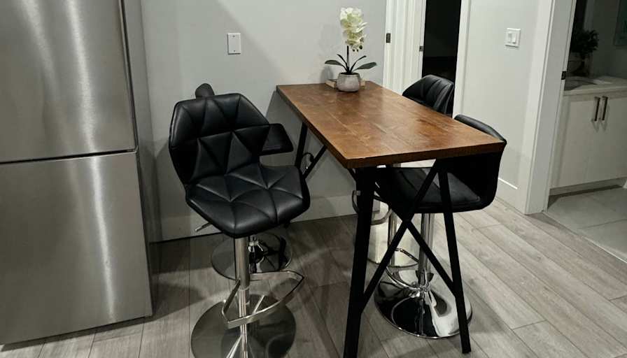 JULIANA VALLEE's room