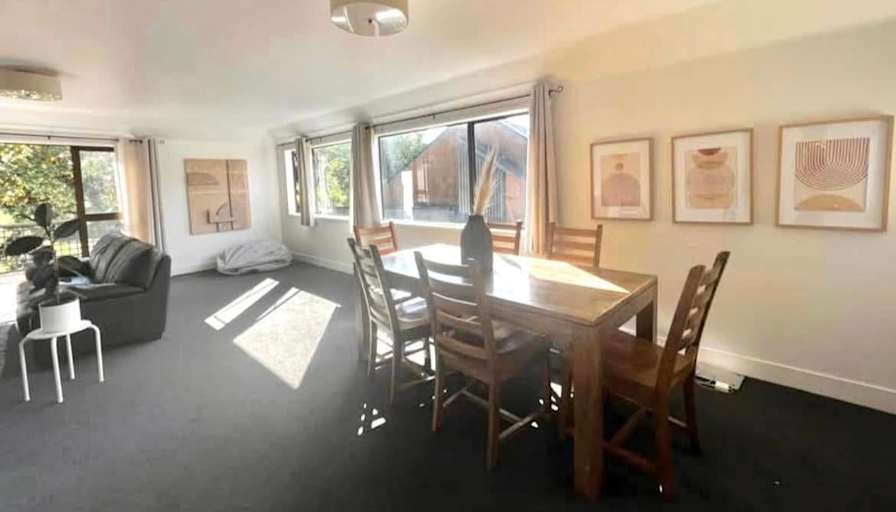Photo of Antony's room