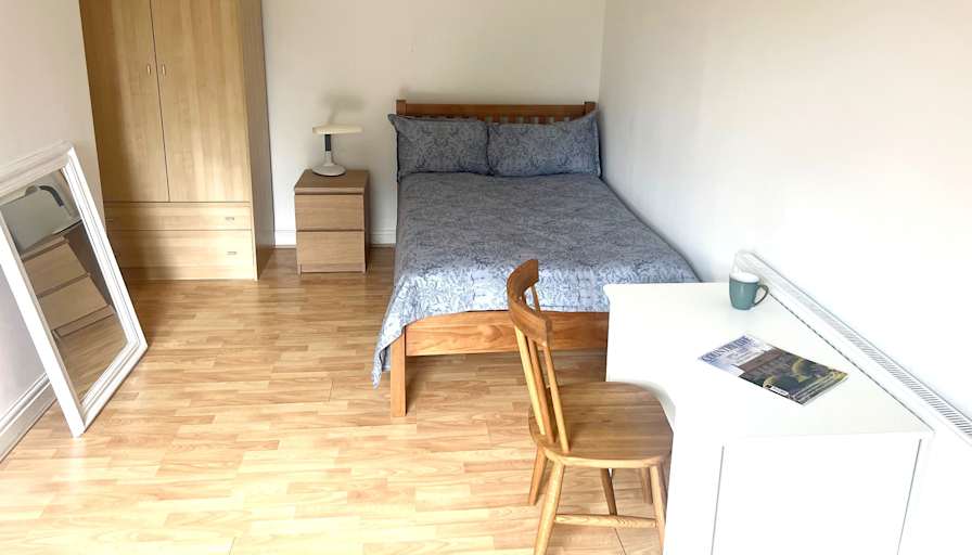 Photo of Ian's room