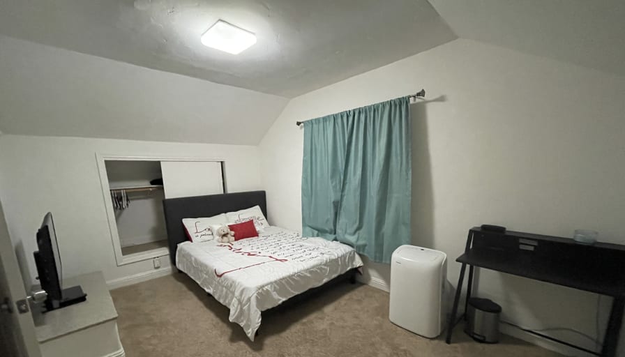 Photo of Phyo's room