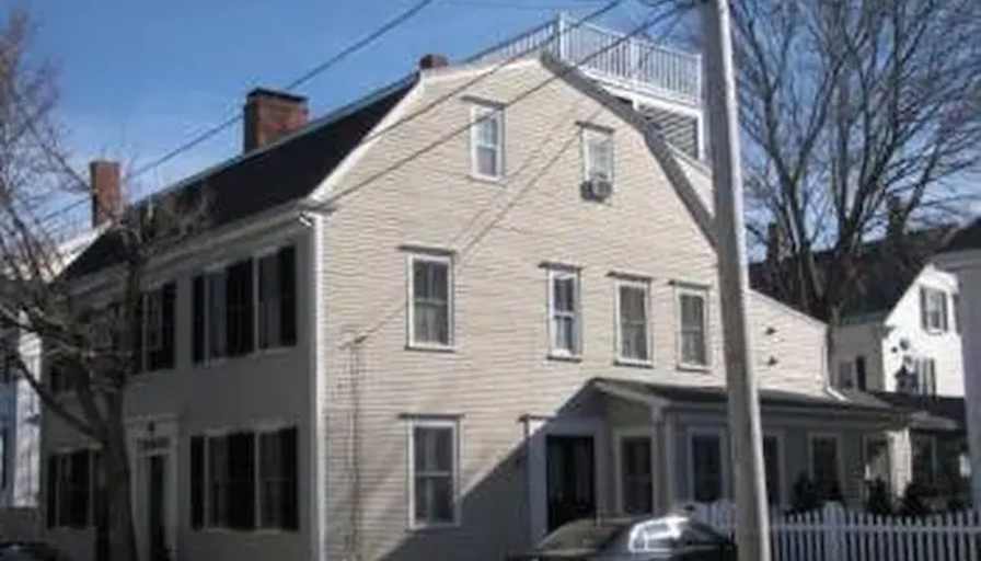 Private room to rent in share house Newburyport, Ma...