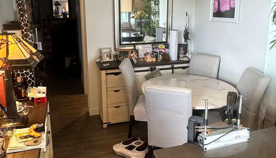 Photo of Glenn's room