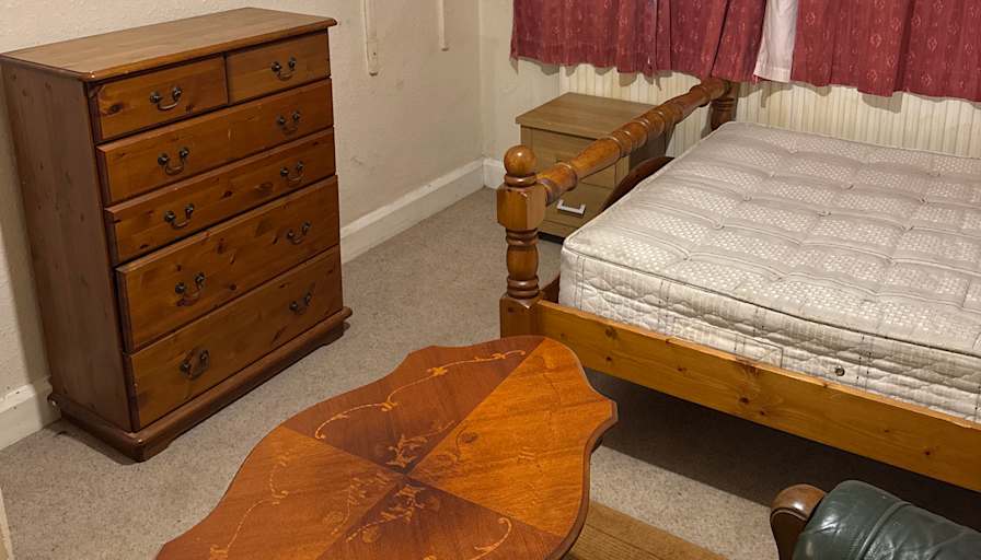 Photo of Godwin's room
