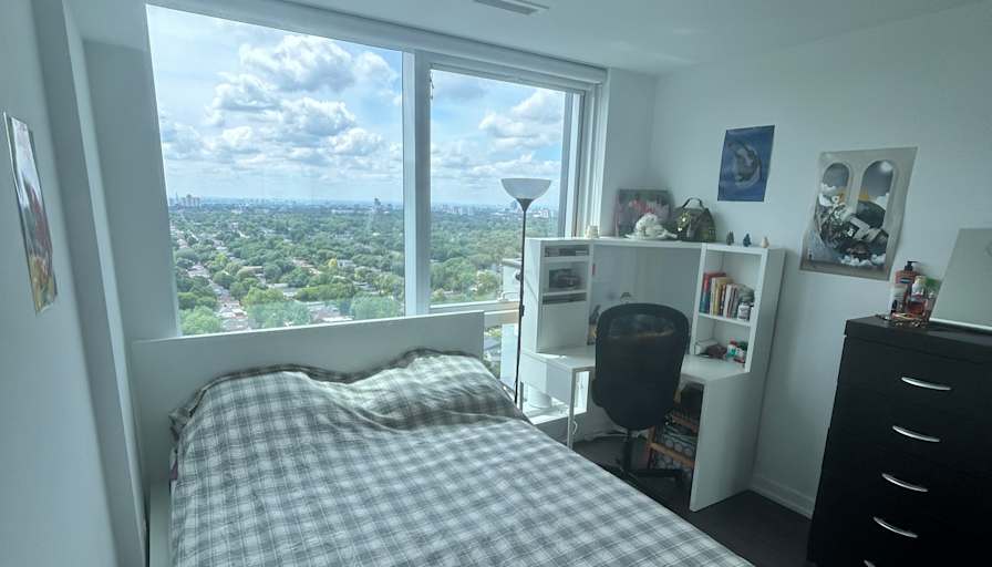 Photo of Roxane's room