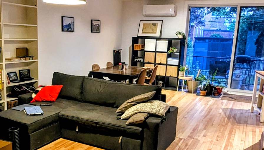 Vincent Nadon's room