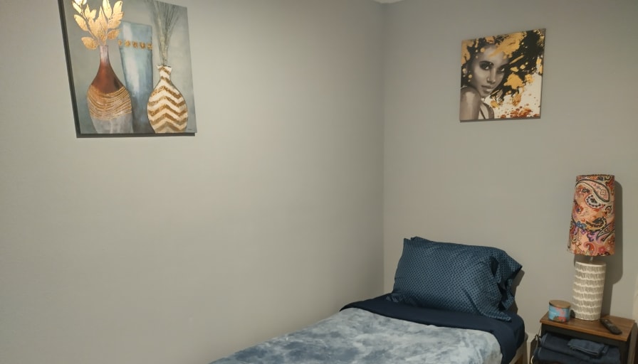 Photo of Theron O's room