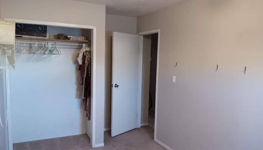 Mitchell Pond's room