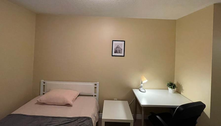 Photo of Eugene's room